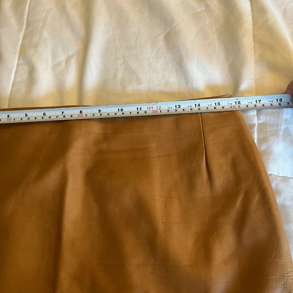 Vintage 1980's Leather Skirt and Jacket Set  Size 12 Jacket Sz 10 Skirt. Camel - Picture 12 of 17